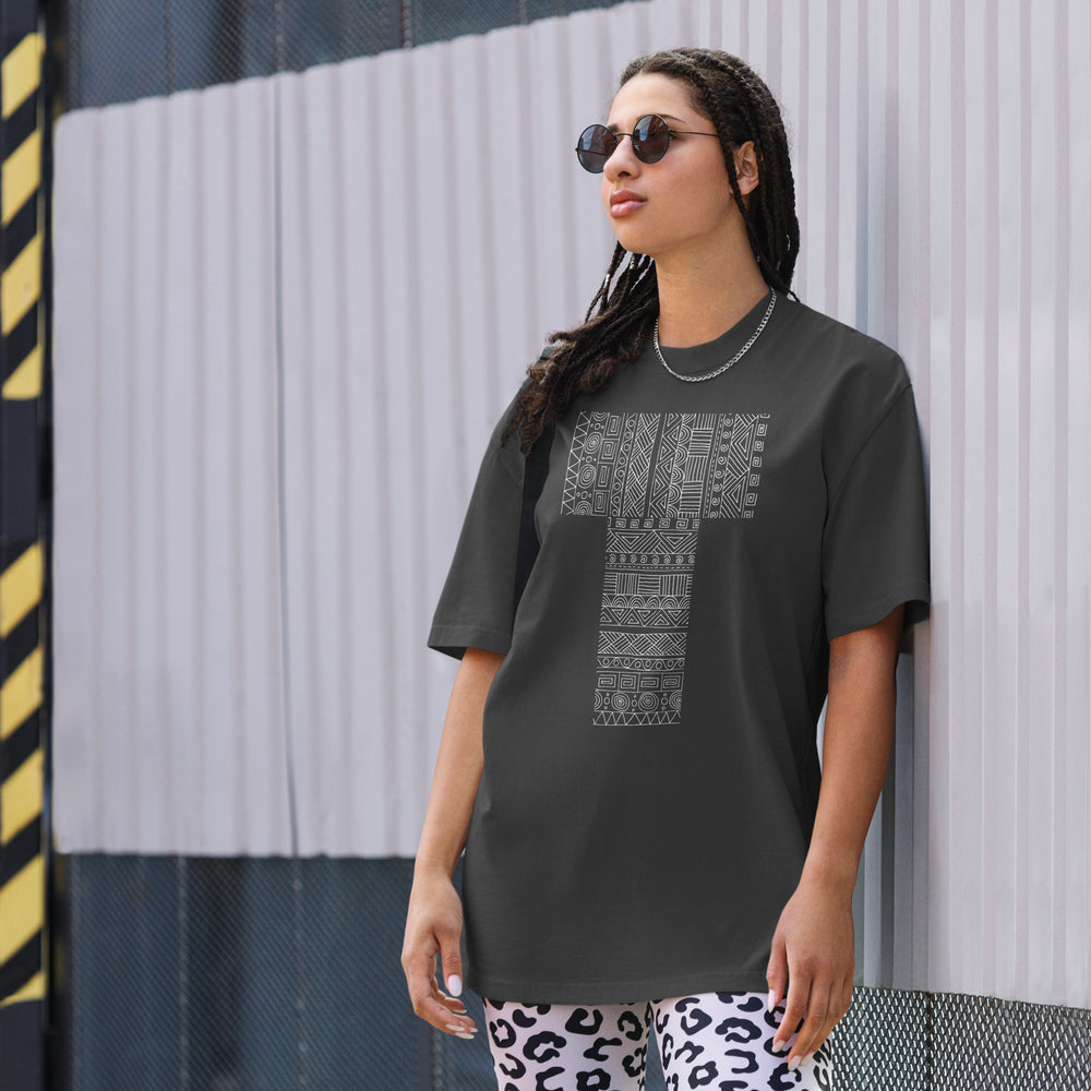 
                  
                    Phoebo T Oversized faded t-shirt | Sleek Understated Print
                  
                