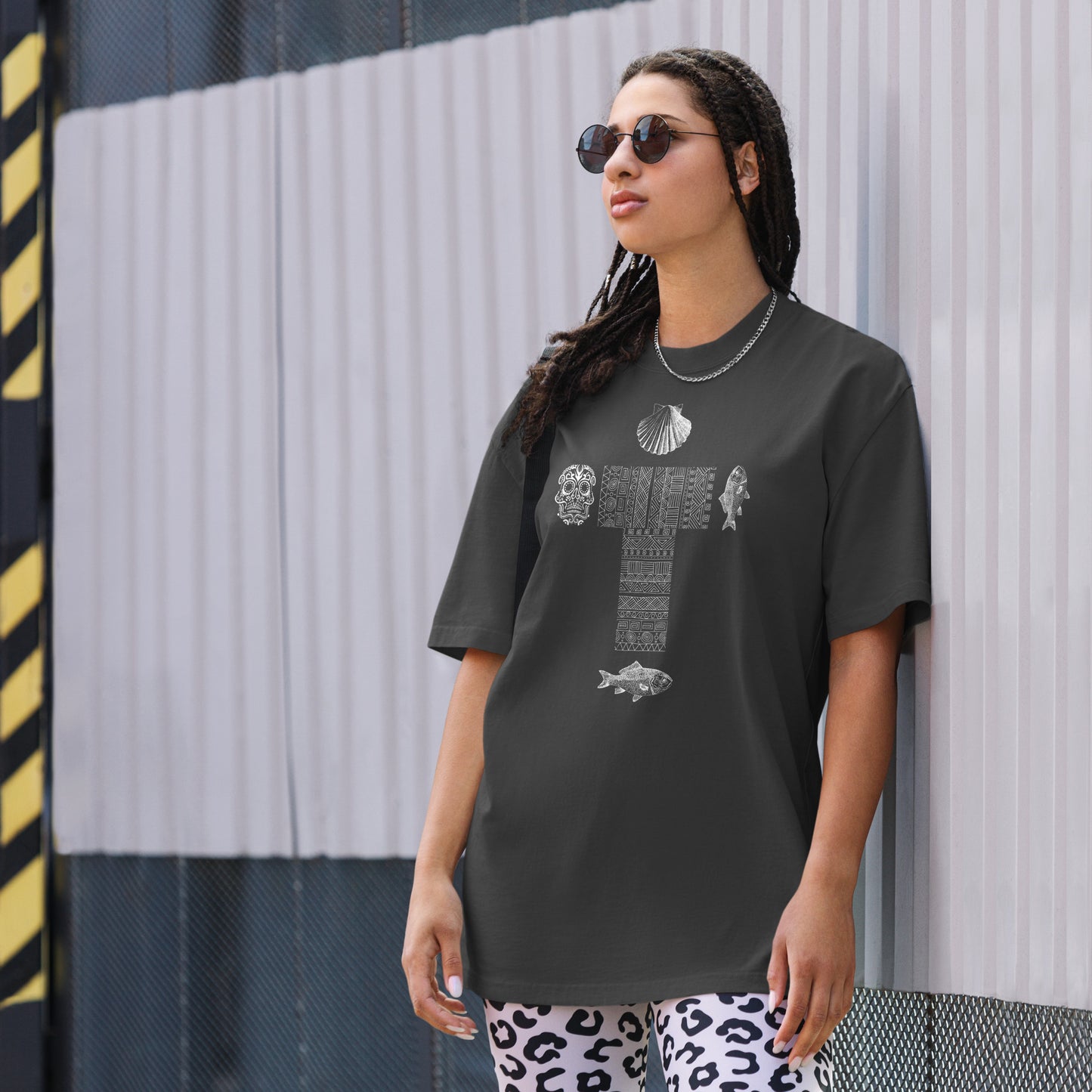
                  
                    Oversized faded Cross t-shirt | Effortless Casual Looks
                  
                