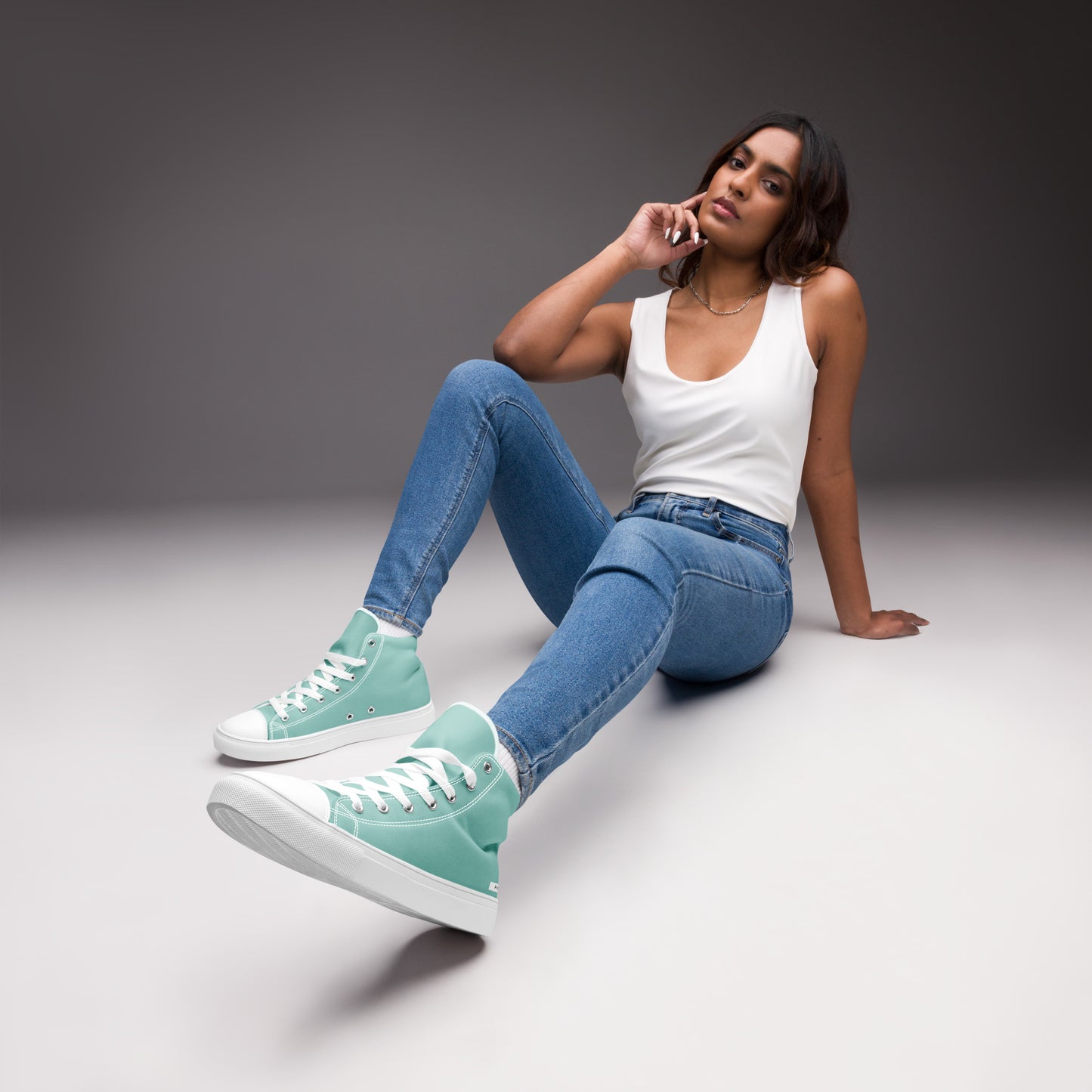 
                  
                    Green Women’s High Top Canvas Shoes - Phoebo Logo
                  
                